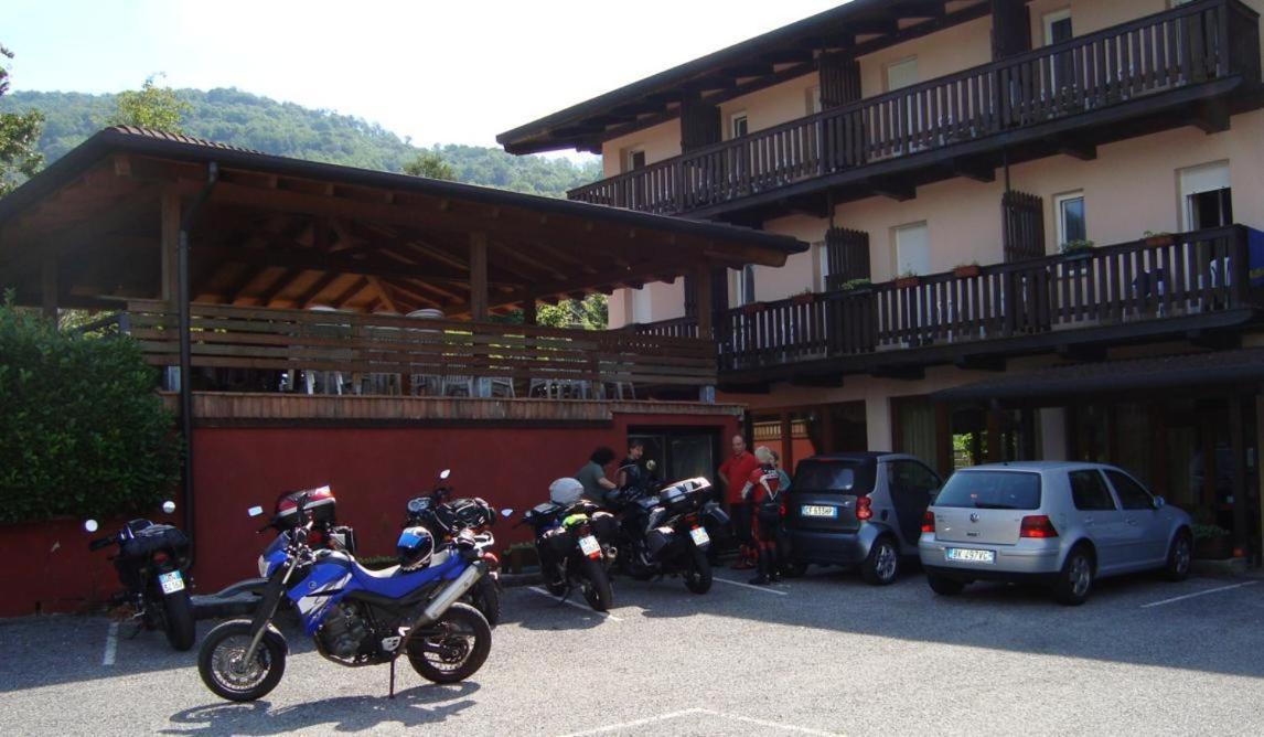 Hotel Natisone San Pietro al Natisone Exteriör bild
